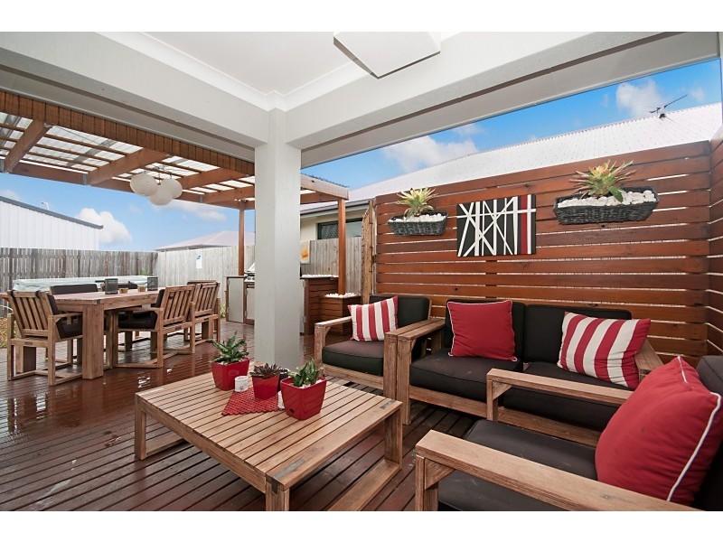 10 Atwood Street, Mount Low QLD 4818