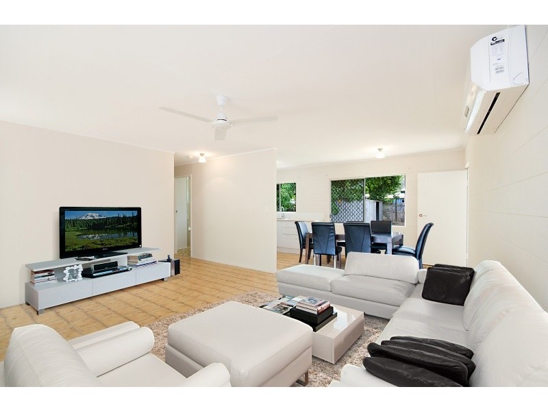 140 Miles Avenue, Kelso QLD 4815