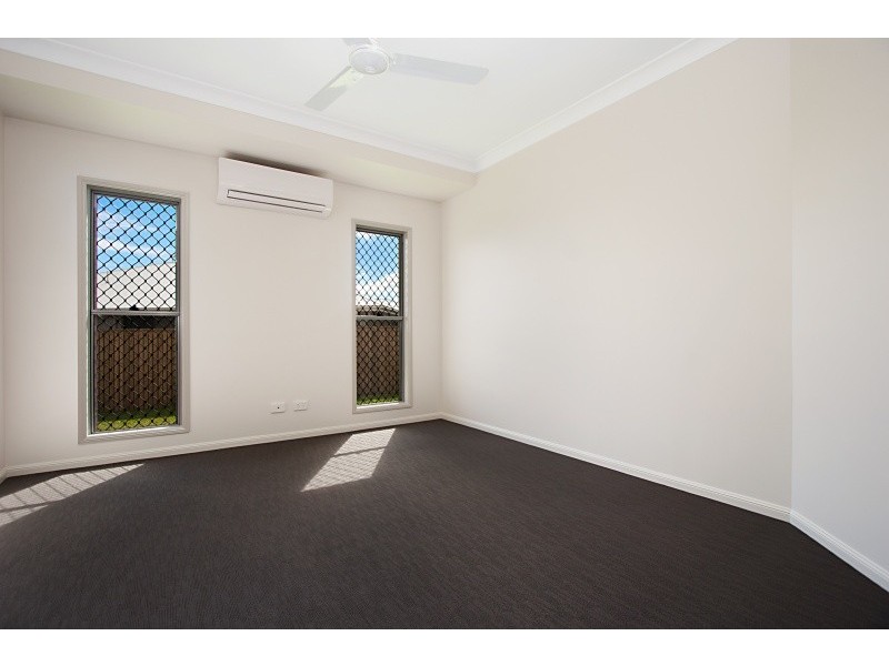 1 Yanooa Court, Bushland Beach QLD 4818