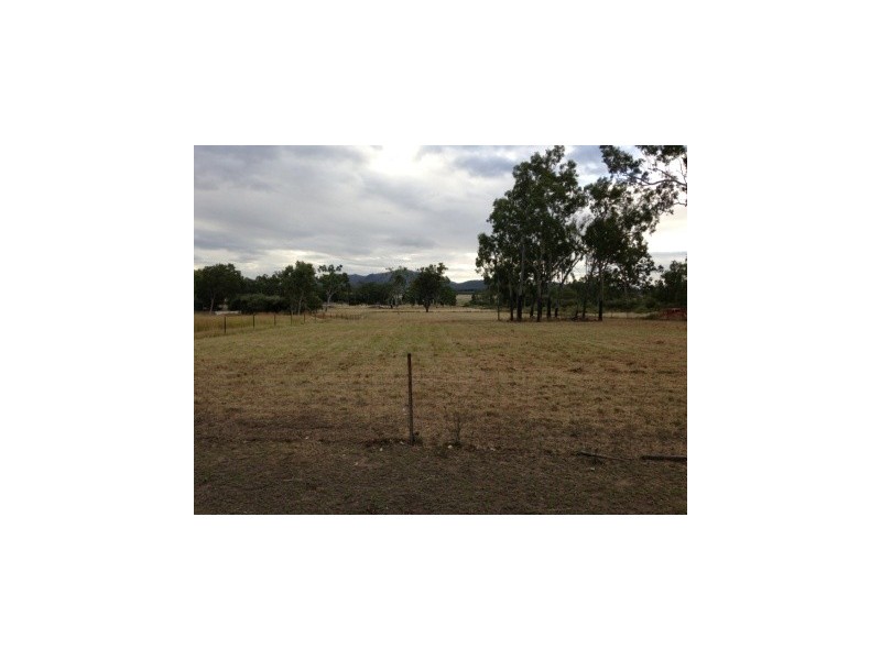 6 Tindall Court, Alligator Creek QLD 4816