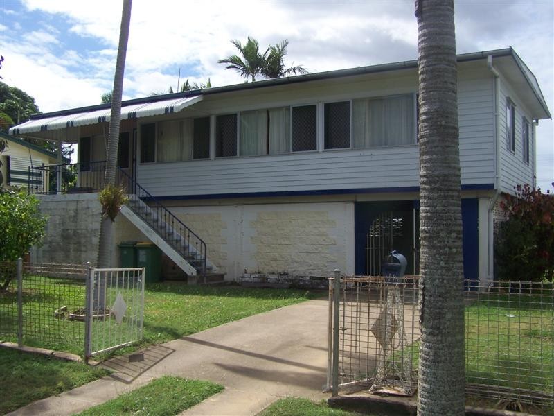 11 Payne Street, Mount Louisa QLD 4814