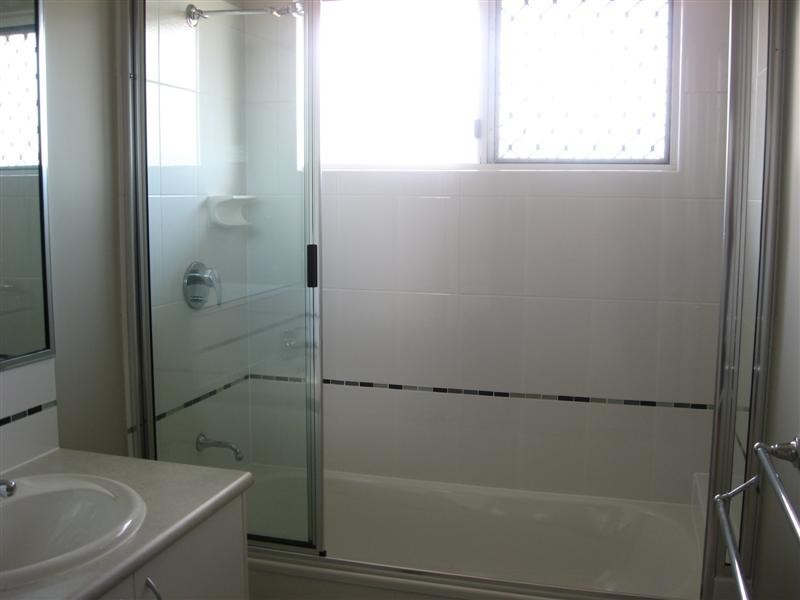 15 Limerick Way, Burdell QLD 4818