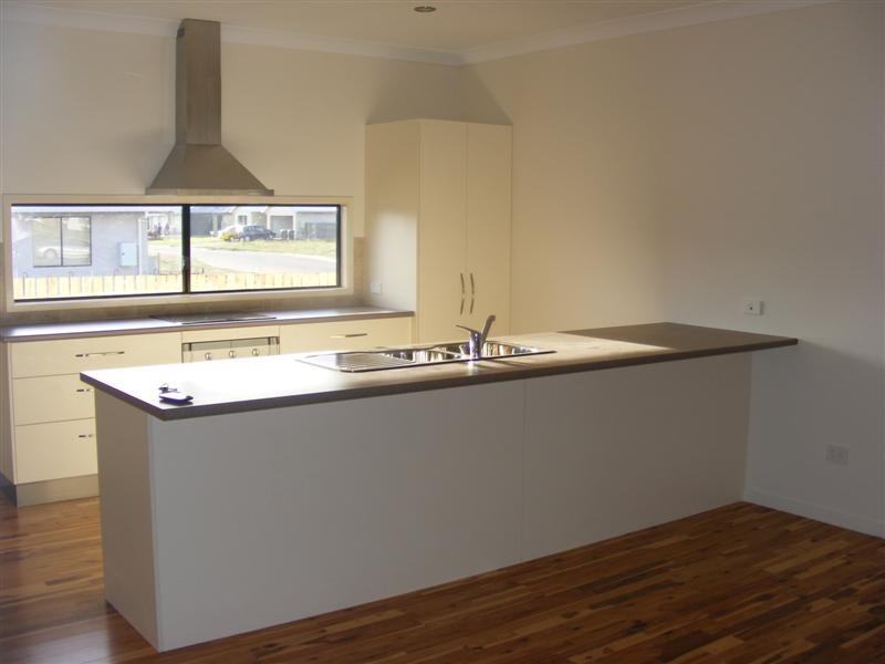 14 Wattlebird Avenue, Kelso QLD 4815