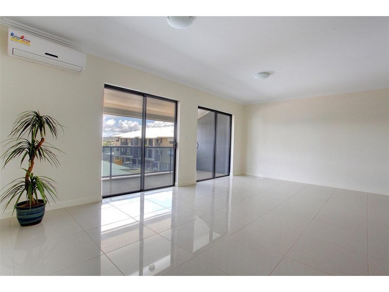 19/321 Angus Smith Drive, Douglas QLD 4814