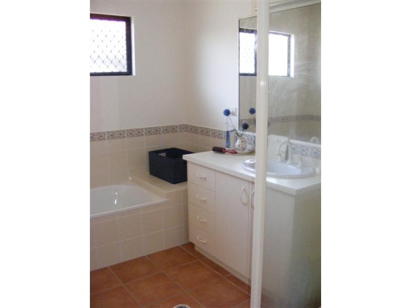 8 Waterpark Place, Idalia QLD 4811