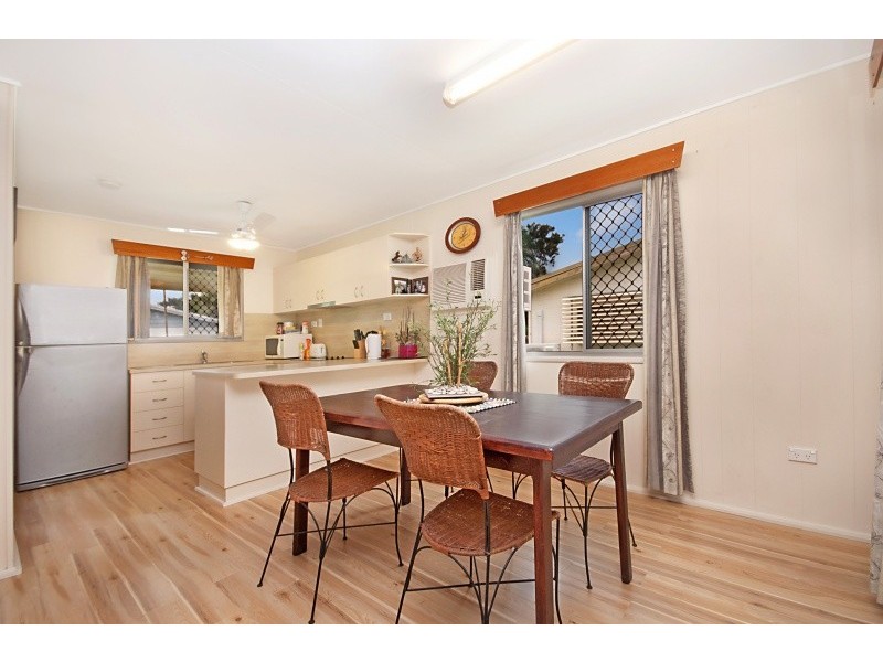 11 Yut Fay Ave, Kelso QLD 4815