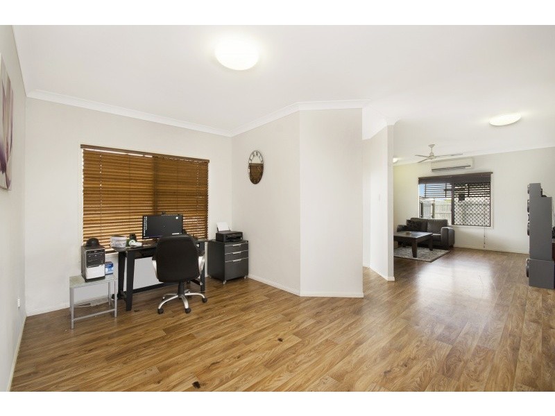 6 Verona St, Kelso QLD 4815