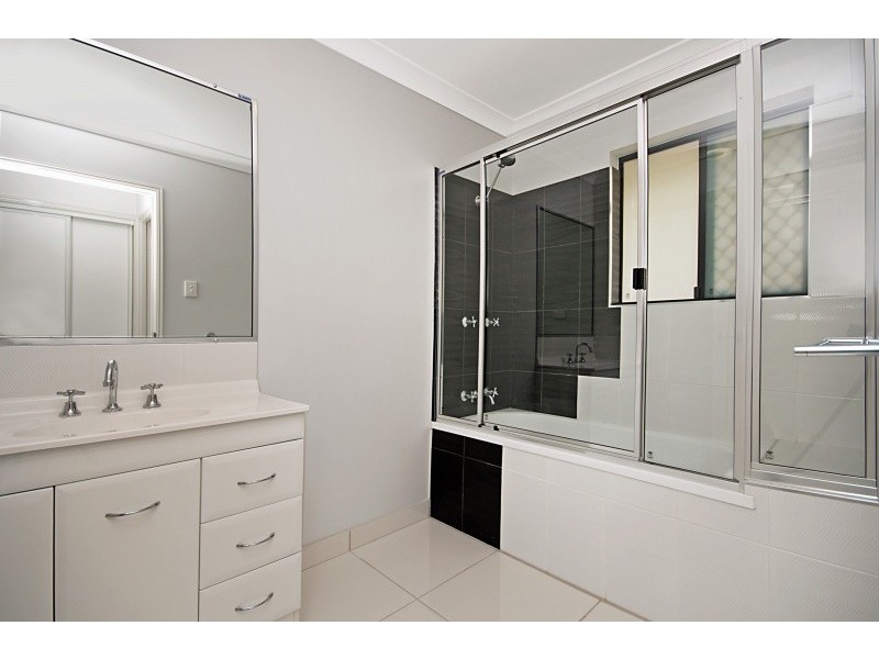 64 Riverbend Drive, Douglas QLD 4814