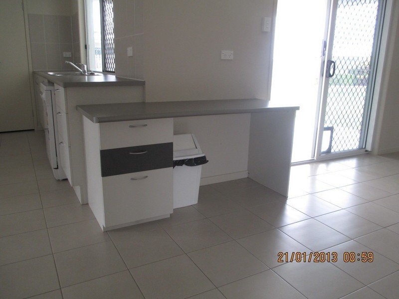 66 Hasty St, Mount Louisa QLD 4814