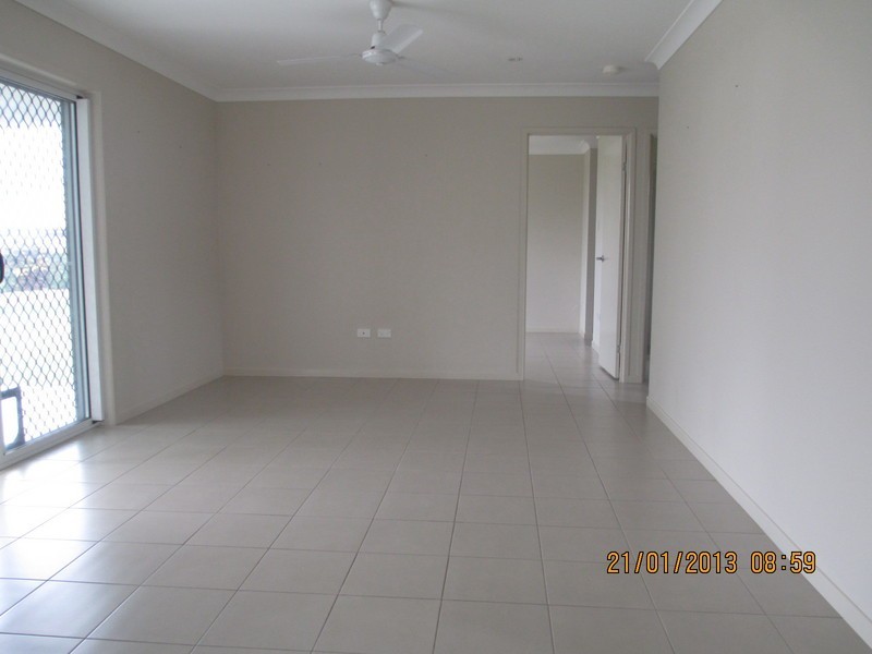 66 Hasty St, Mount Louisa QLD 4814