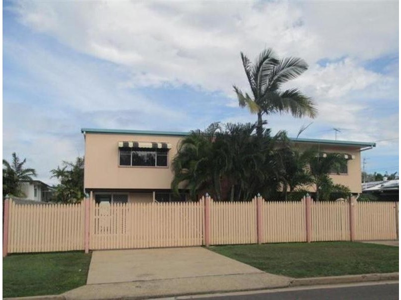 4 Mount Louisa Drive, Mount Louisa QLD 4814