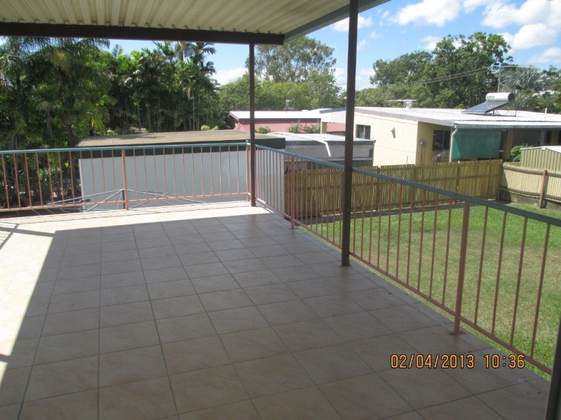 4 Mount Louisa Drive, Mount Louisa QLD 4814