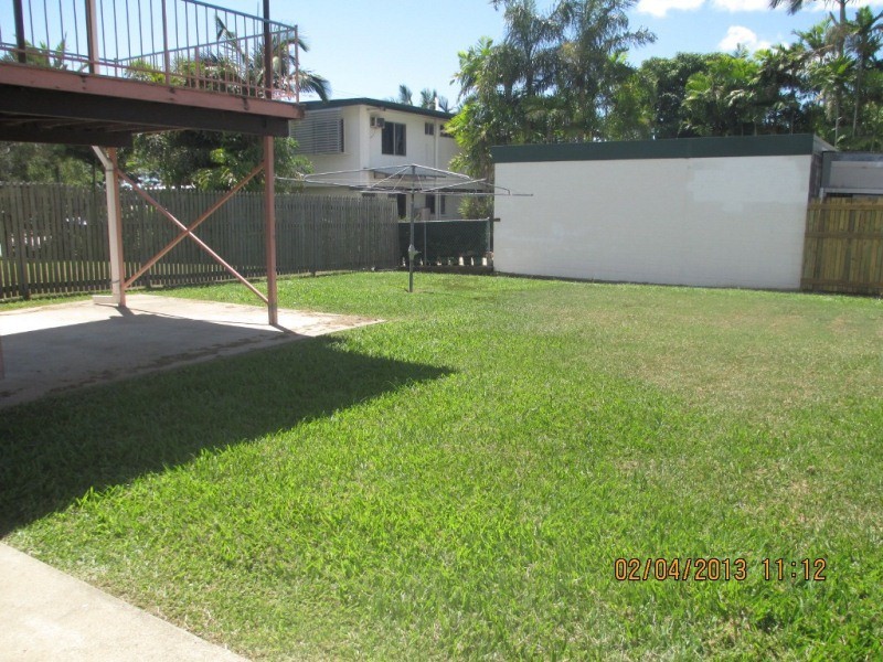 4 Mount Louisa Drive, Mount Louisa QLD 4814