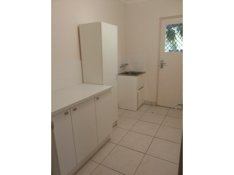 48 Donostia Cres, Bushland Beach QLD 4818