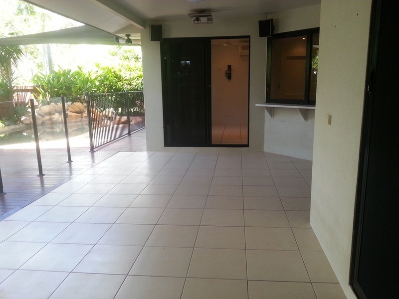 48 Donostia Cres, Bushland Beach QLD 4818