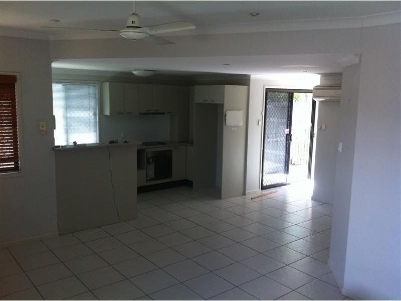 4/6 Freshwater Drive, Douglas QLD 4814