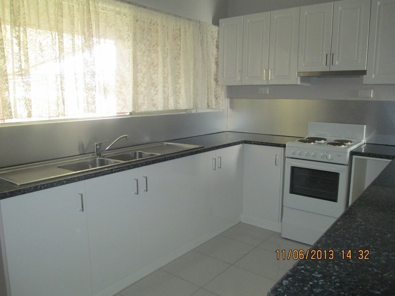 23 Brampton Ave, Cranbrook QLD 4814