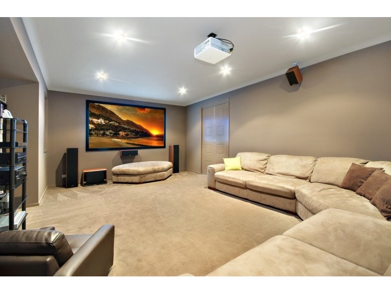 42 Shoalmarra Drive, Mount Low QLD 4818