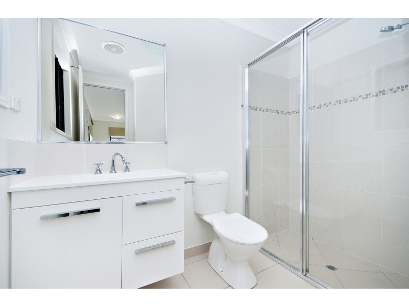 27 Sanderling Circuit, Kelso QLD 4815