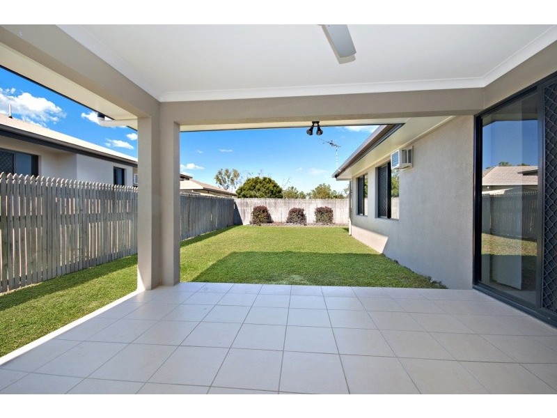 27 Sanderling Circuit, Kelso QLD 4815