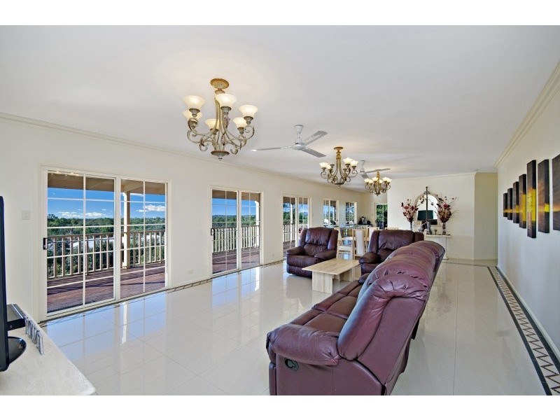 38 Mount Kulburn Drive, Jensen QLD 4818