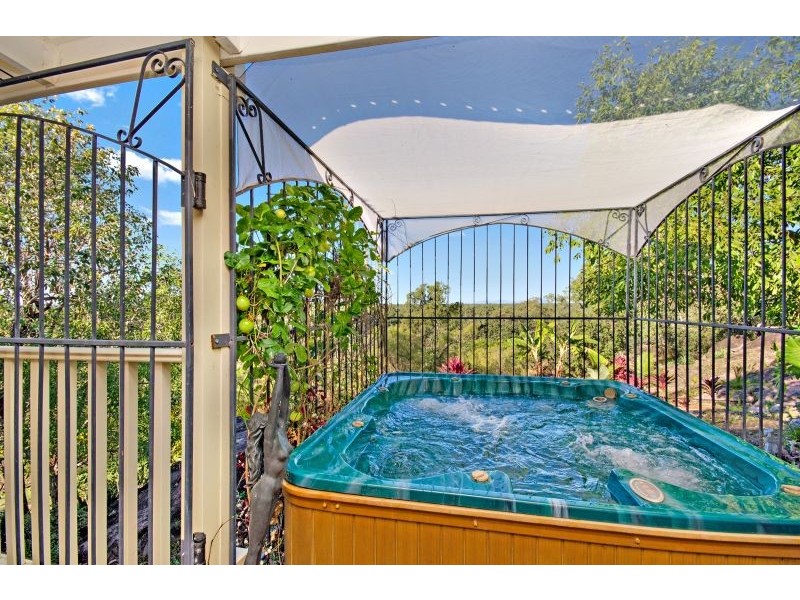 38 Mount Kulburn Drive, Jensen QLD 4818