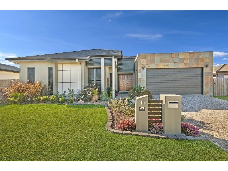 19 Apple Gum Avenue, Mount Low QLD 4818