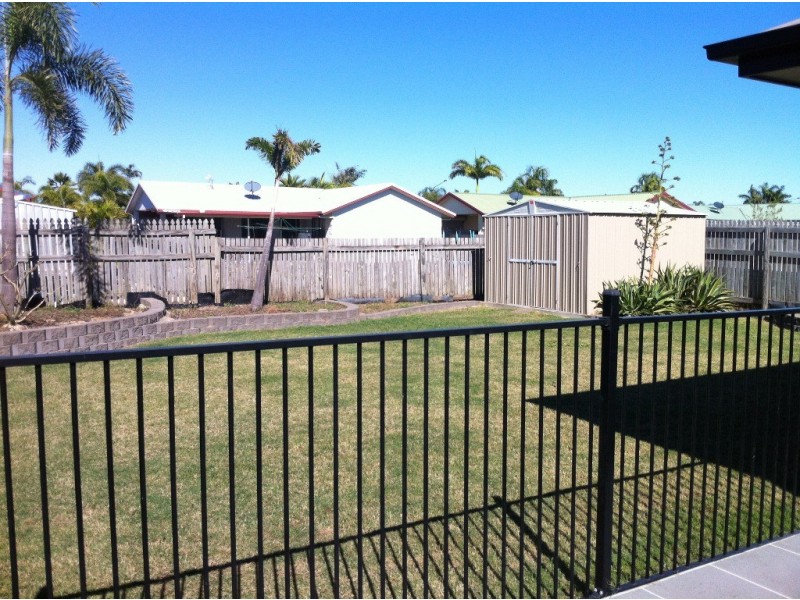 37 Gatwick Street, Burdell QLD 4818