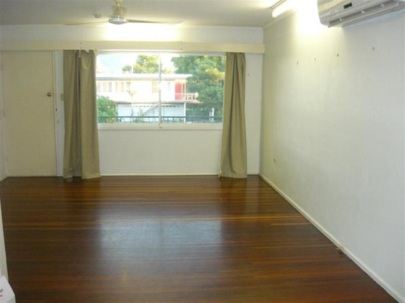 19 Hibiscus Street, Cranbrook QLD 4814