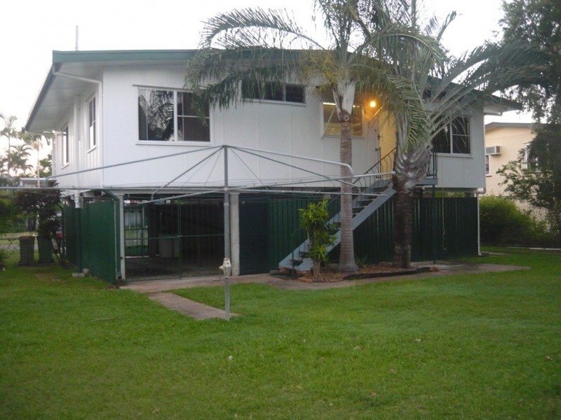 19 Hibiscus Street, Cranbrook QLD 4814