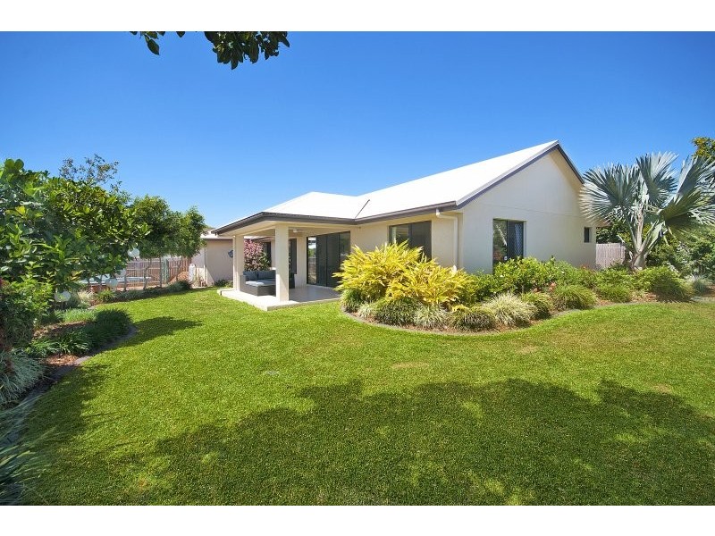 8 Balladonia Avenue, Mount Low QLD 4818