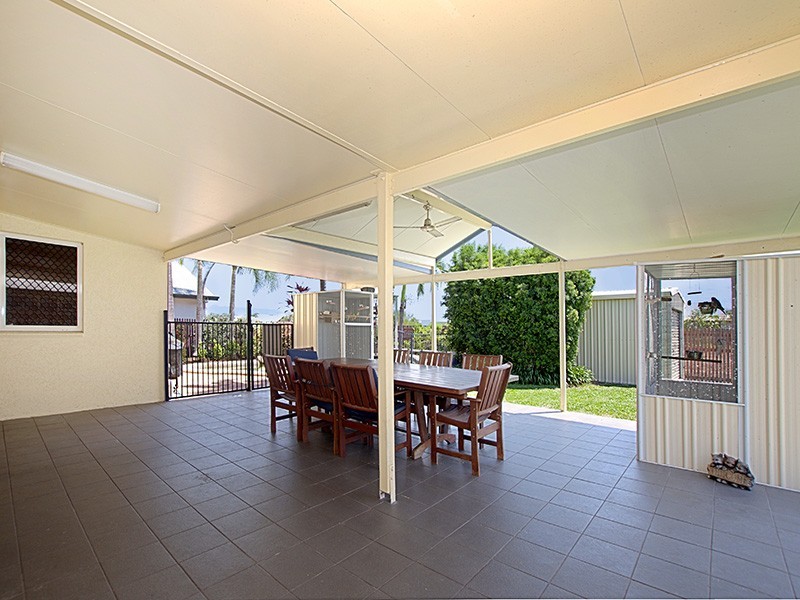 13 Concord Crescent, Kirwan QLD 4817