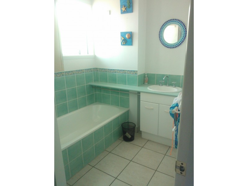 8 Templeton Crescent, Douglas QLD 4814