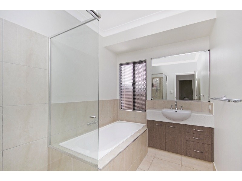 17 Baird Court, Bushland Beach QLD 4818