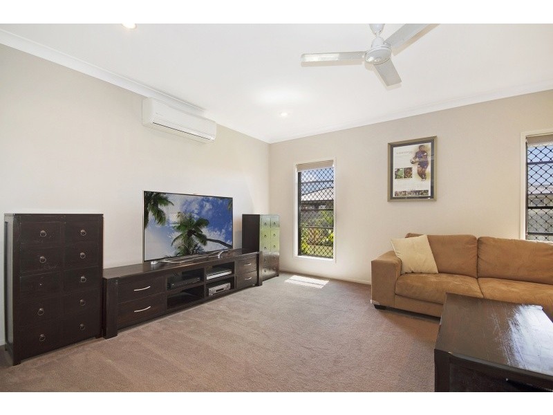 31 Shoalmarra Drive, Mount Low QLD 4818