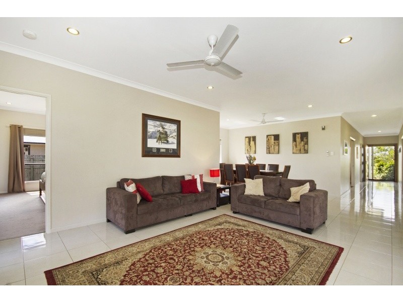 31 Shoalmarra Drive, Mount Low QLD 4818
