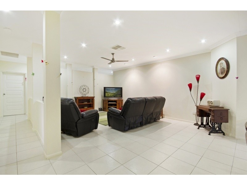 39 Shoalmarra Drive, Mount Low QLD 4818