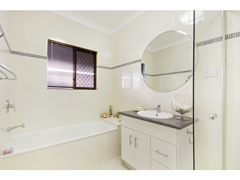 39 Shoalmarra Drive, Mount Low QLD 4818