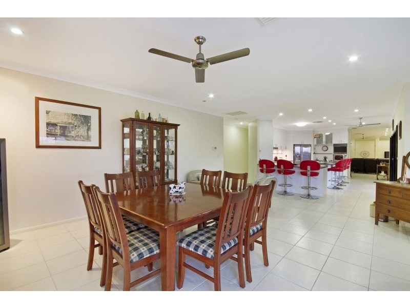 39 Shoalmarra Drive, Mount Low QLD 4818