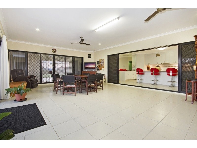 39 Shoalmarra Drive, Mount Low QLD 4818