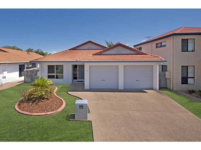 7 Lakeview Court, Kirwan QLD 4817