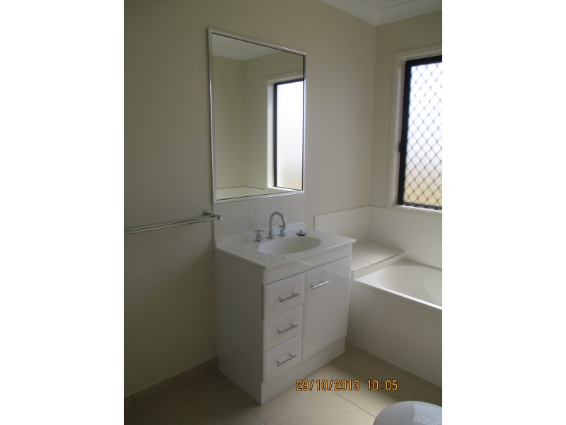 16 Riveredge Boulevard, Idalia QLD 4811