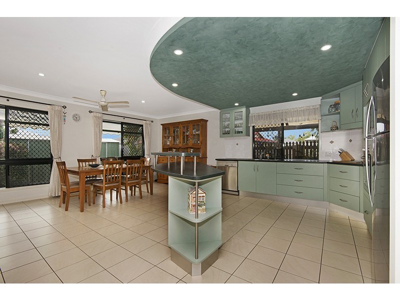 3 Angelus Place, Kirwan QLD 4817