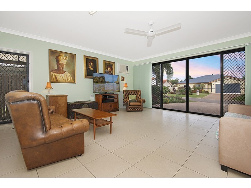 3 Angelus Place, Kirwan QLD 4817