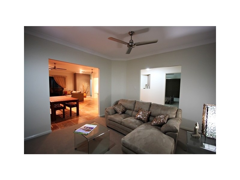 42 Dunlop Street, Kelso QLD 4815