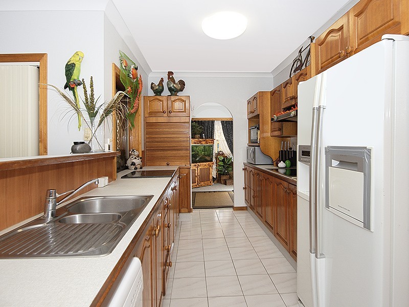 96 Whitsunday Drive, Kirwan QLD 4817