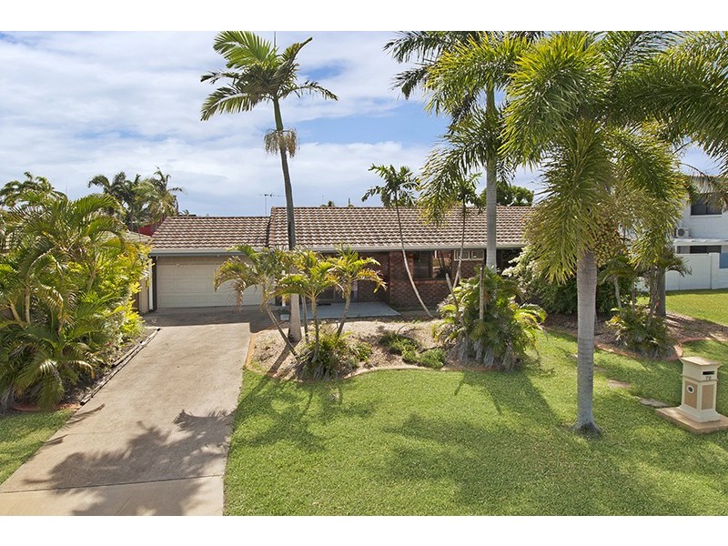70 Whitsunday Drive, Kirwan QLD 4817