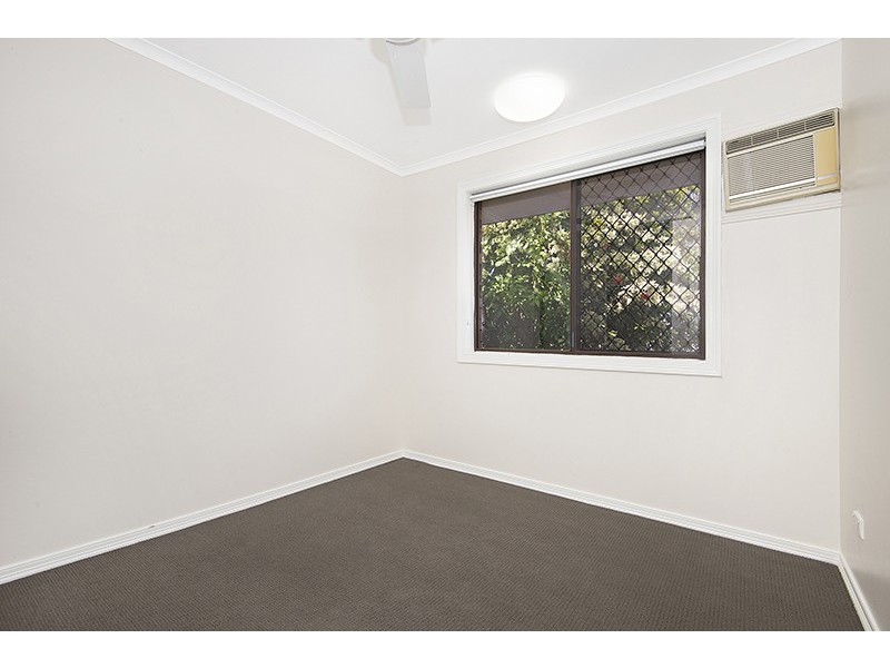 70 Whitsunday Drive, Kirwan QLD 4817