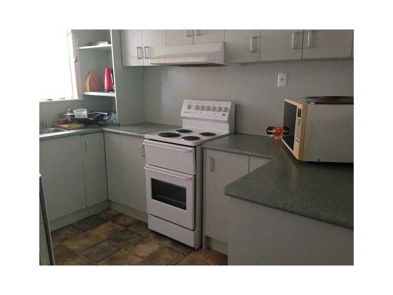 ROOM 1/18 Aloomba Street, Cranbrook QLD 4814