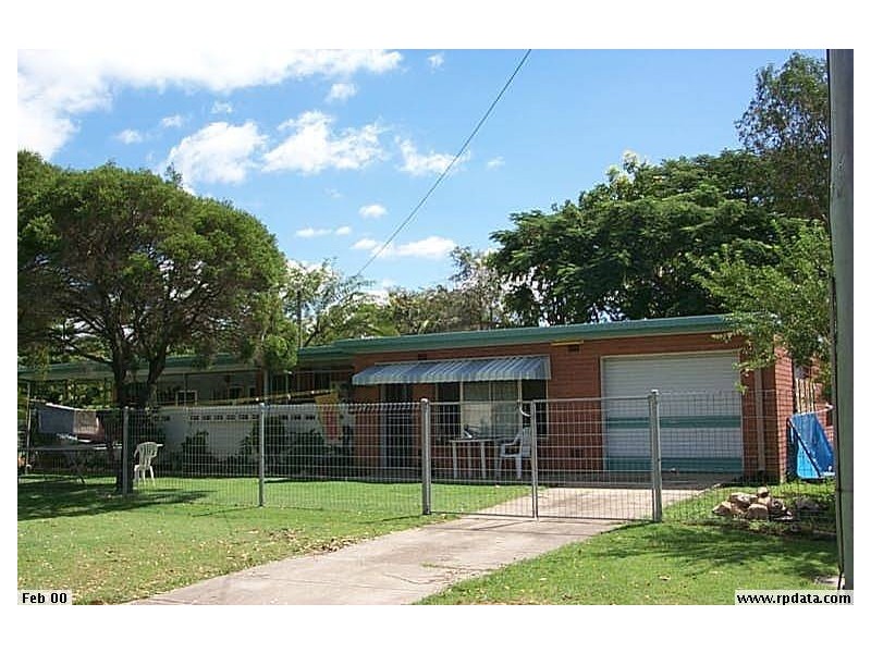 ROOM 1/18 Aloomba Street, Cranbrook QLD 4814